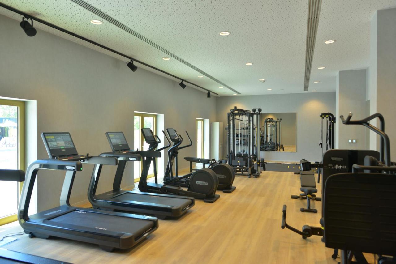 Mk Hotel Tirana Rinas Eksteriør bilde The gym at the hotel
