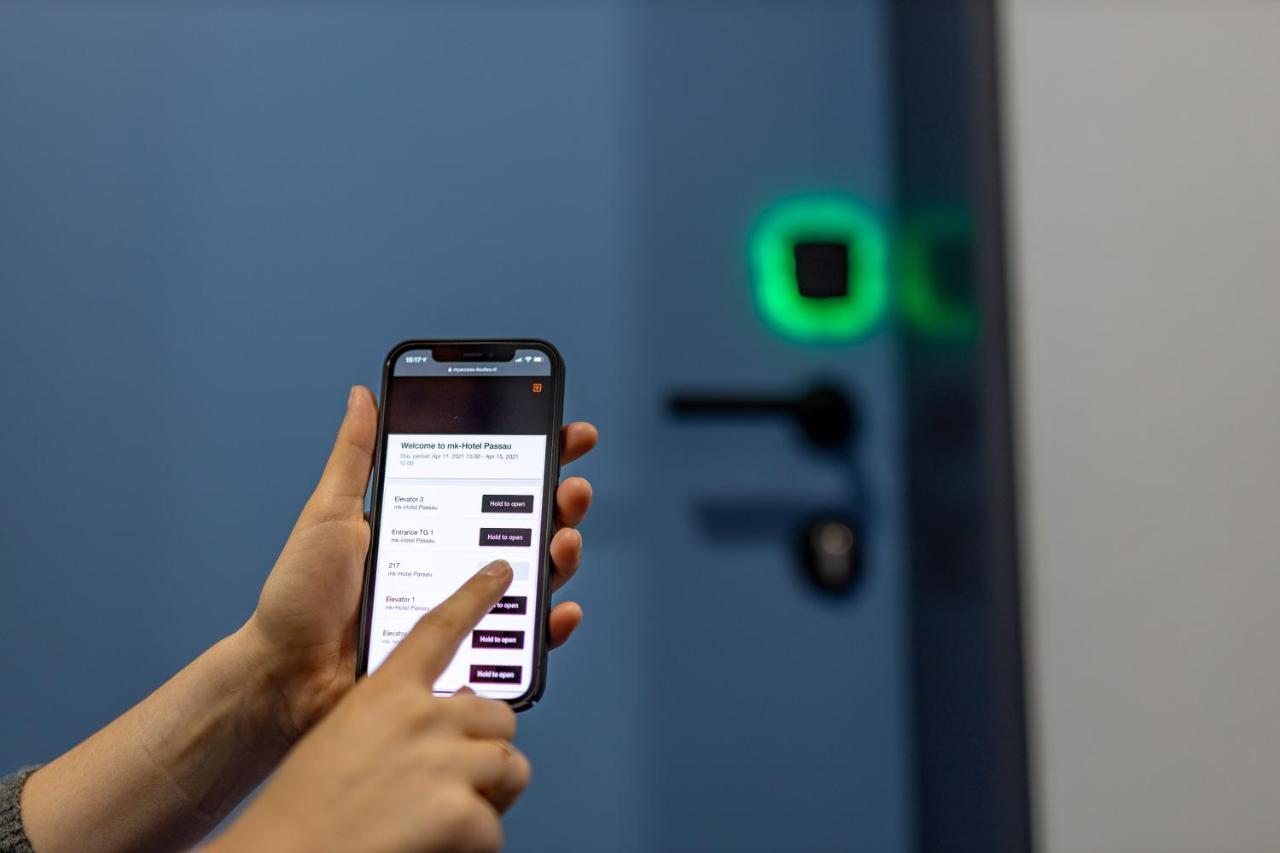 Mk Hotel Tirana Rinas Eksteriør bilde Nuki Smart Lock