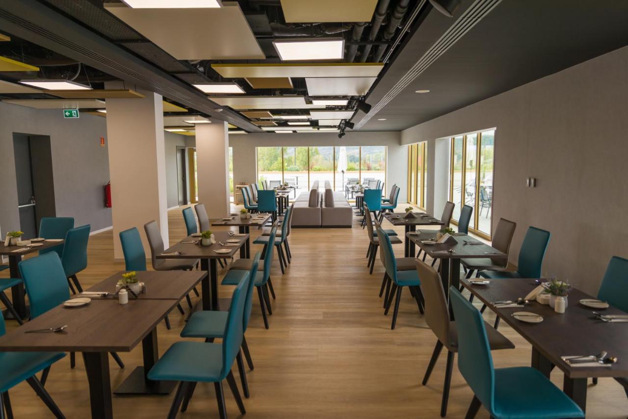 Mk Hotel Tirana Rinas Eksteriør bilde The restaurant at the new terminal