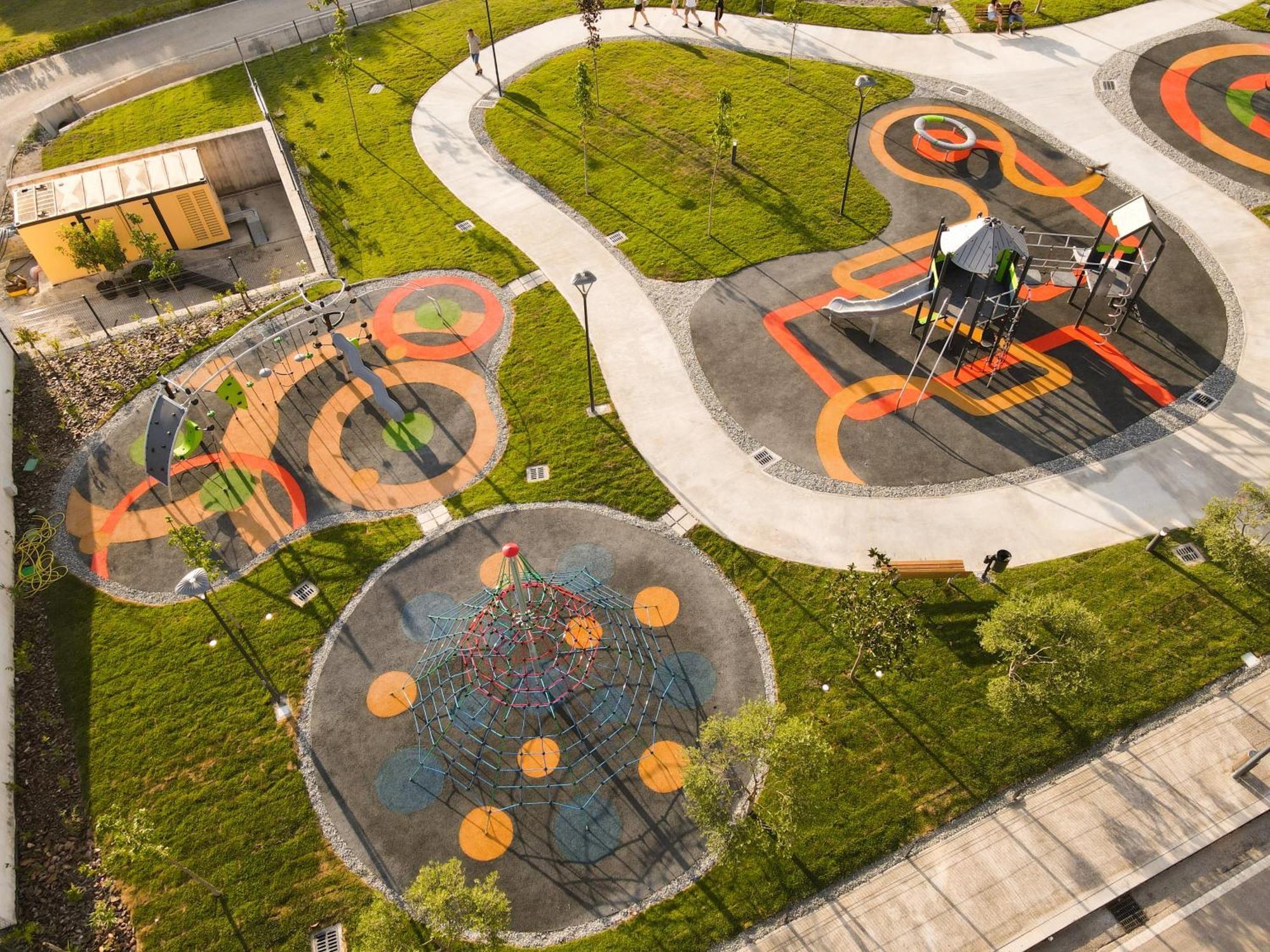 Mk Hotel Tirana Rinas Eksteriør bilde Aerial view of the park